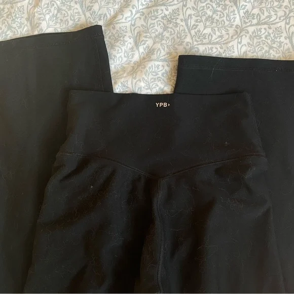 Abercrombie & Fitch YPB Sculpt Activewear Crossover Waist Black Flare Leggings - Picture 4 of 4